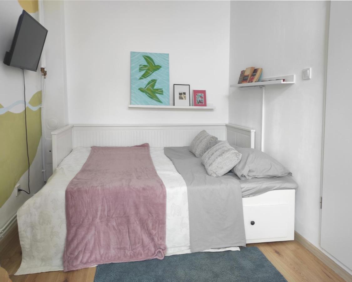 M&r Studio, And Town! Apartma