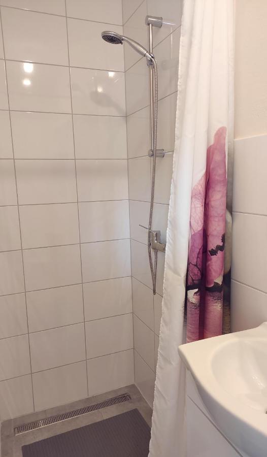 Apartma M&r Studio, And Town! *